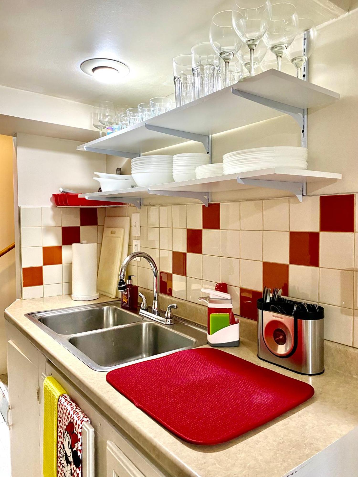 Private Tiny Room On The 1St Floor With Shared Bathroom Near Airport And Downtown Seattte Сиэтл Экстерьер фото